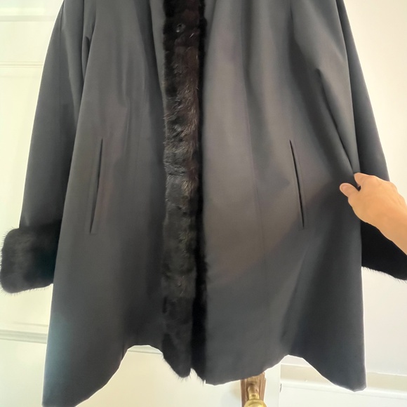 Loro Piana rabbit and mink coat - Picture 3 of 8